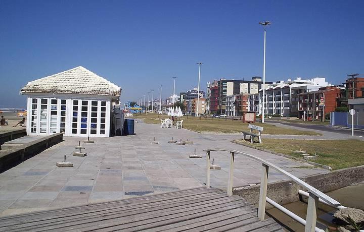 Apartamento Charmoso Na Beira Mar De Capao Da Canoa - A Melhor Localizacao Apartment Exterior photo